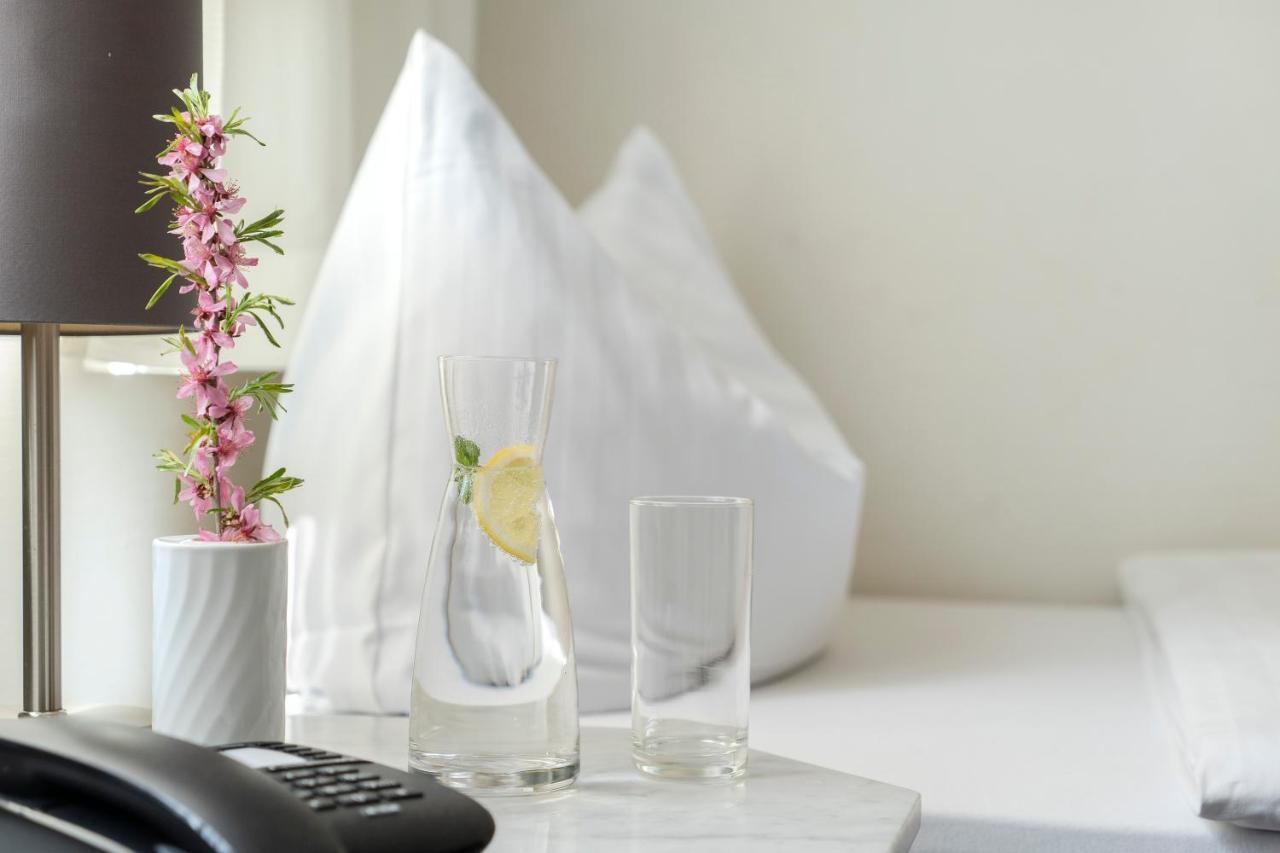 Hotel & Apartments Boehm Графенвьор Екстериор снимка